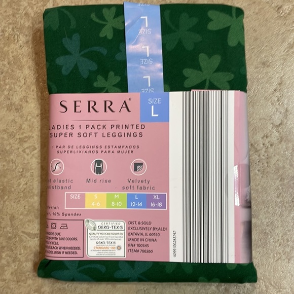 NWT combo Womens clover leggings and Tshirt size large - Picture 5 of 5